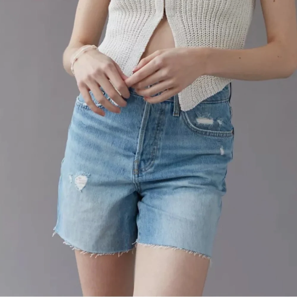 BDG 90s Denim High Rise Long Inseam Cutoff Dad Jean Shorts Light Medium Wash